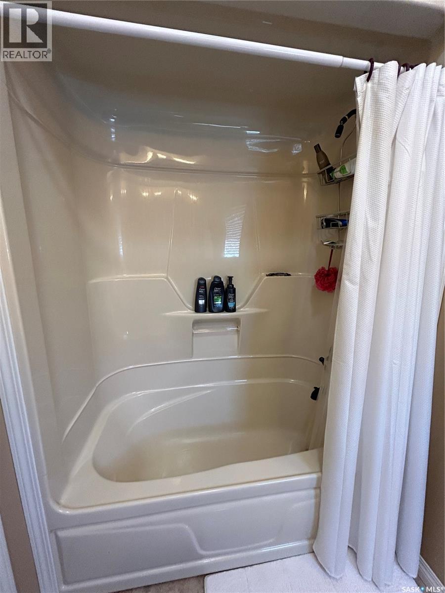 Seeman Acreage, Estevan Rm No. 5, SK - Indoor Photo Showing Bathroom