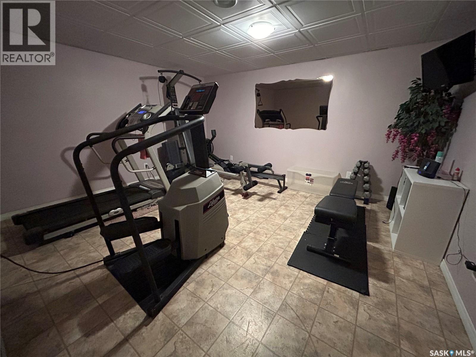 Seeman Acreage, Estevan Rm No. 5, SK - Indoor Photo Showing Gym Room