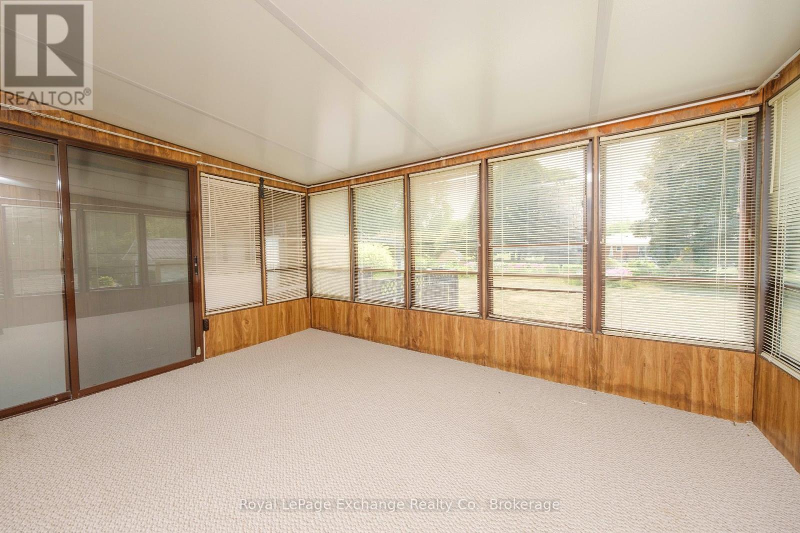 426 Elgin Street, Huron-Kinloss (Lucknow), ON - Indoor Photo Showing Other Room