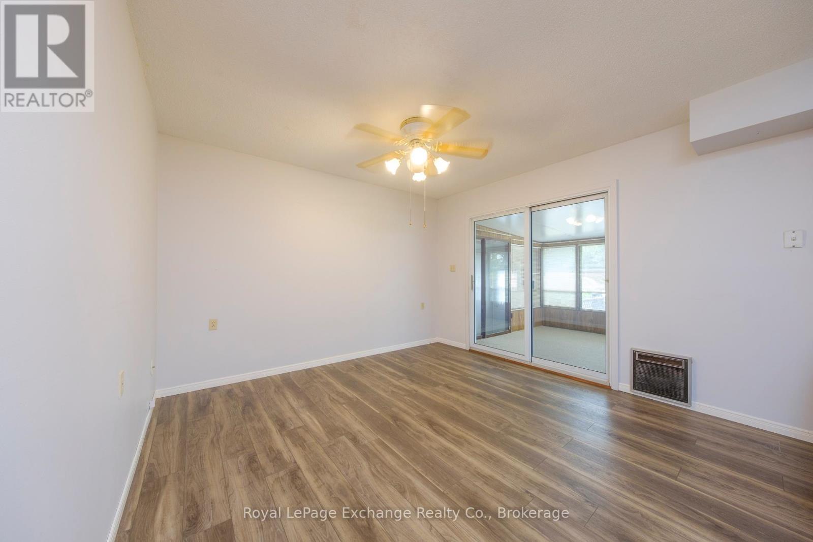 426 Elgin Street, Huron-Kinloss (Lucknow), ON - Indoor Photo Showing Other Room