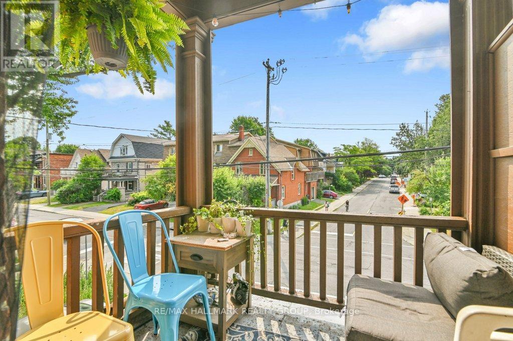 255 Fifth Avenue, Ottawa, ON - Outdoor With Exterior