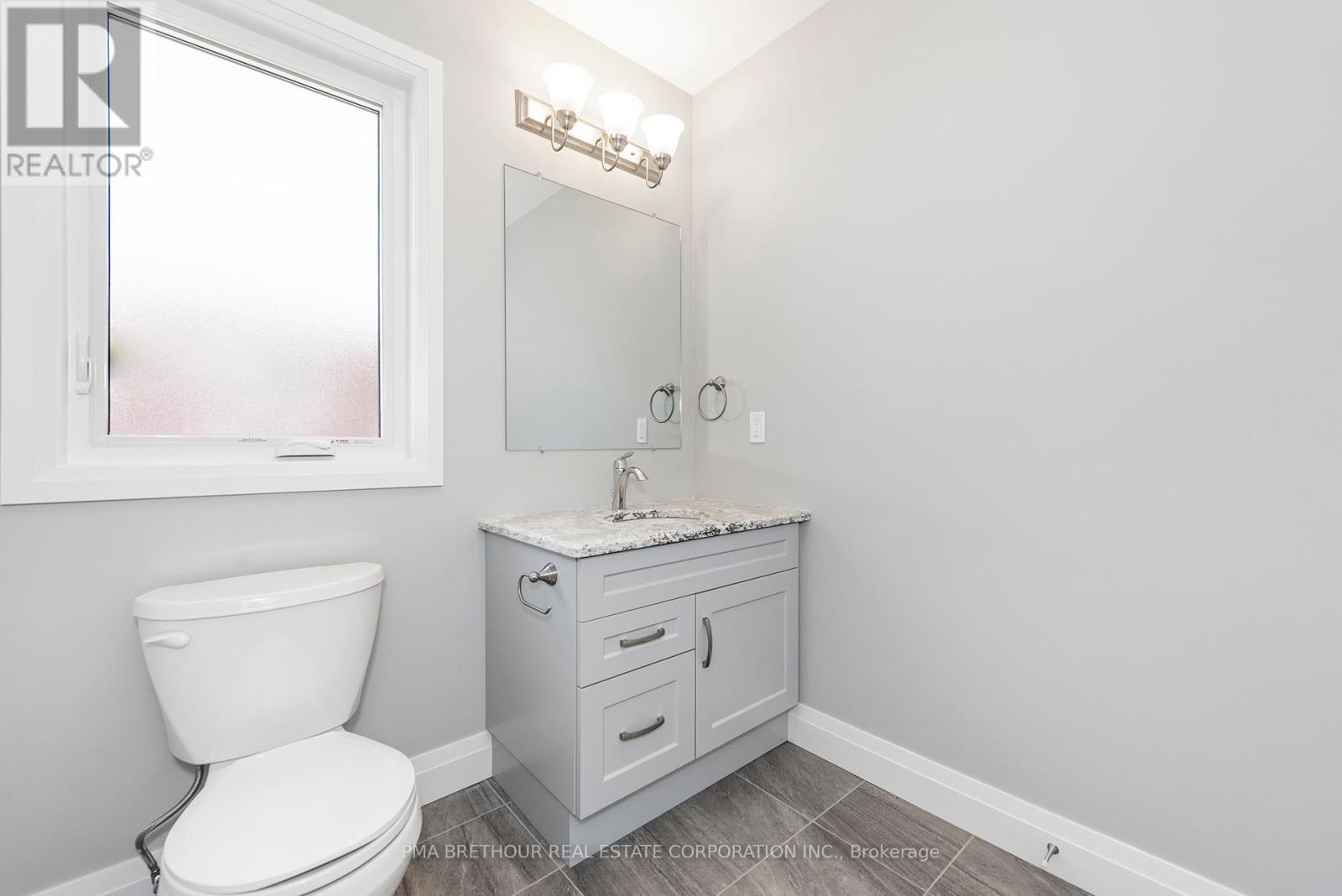 269 Lake Breeze Drive, Ashfield-Colborne-Wawanosh, ON - Indoor Photo Showing Bathroom