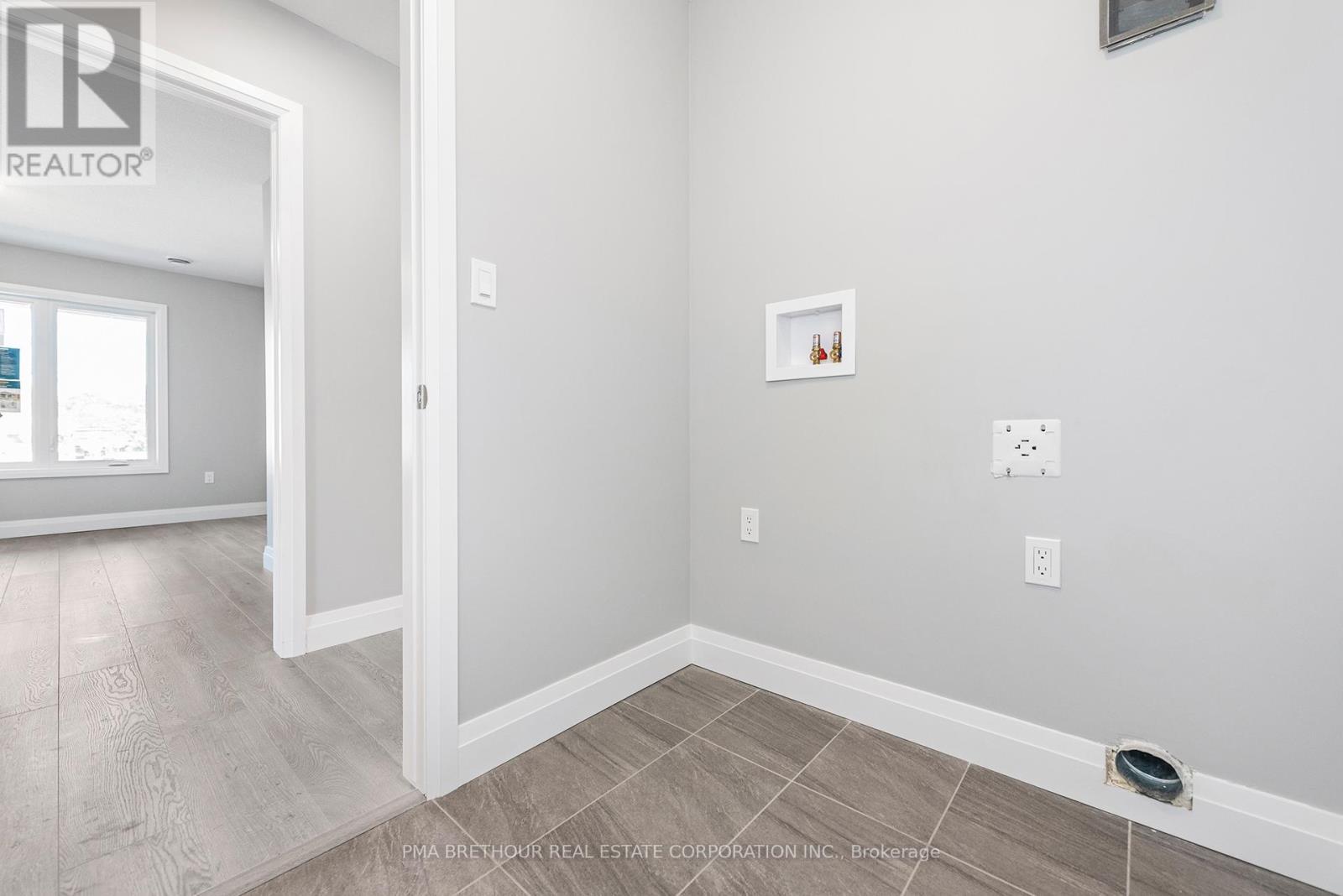 269 Lake Breeze Drive, Ashfield-Colborne-Wawanosh, ON - Indoor Photo Showing Other Room