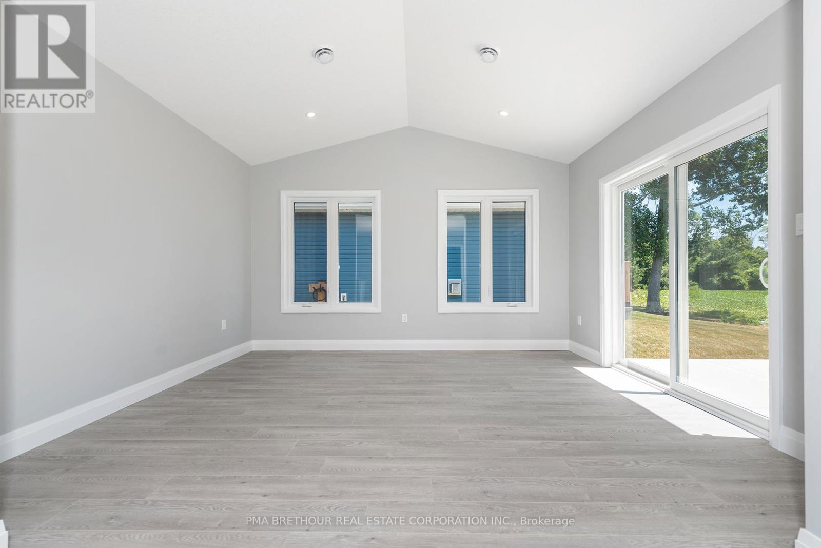 269 Lake Breeze Drive, Ashfield-Colborne-Wawanosh, ON - Indoor Photo Showing Other Room