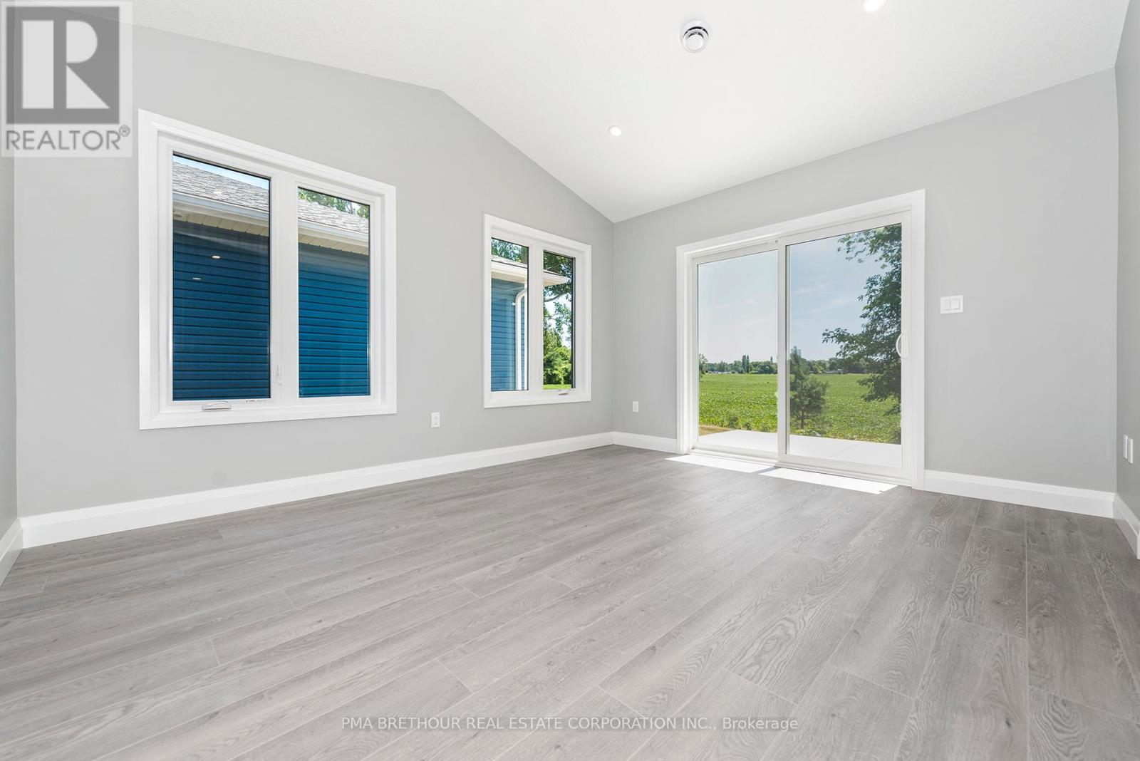 269 Lake Breeze Drive, Ashfield-Colborne-Wawanosh, ON - Indoor Photo Showing Other Room