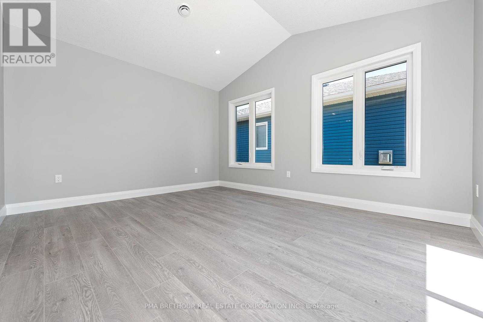 269 Lake Breeze Drive, Ashfield-Colborne-Wawanosh, ON - Indoor Photo Showing Other Room