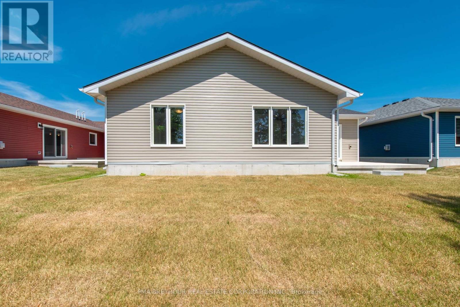 269 Lake Breeze Drive, Ashfield-Colborne-Wawanosh, ON - Outdoor