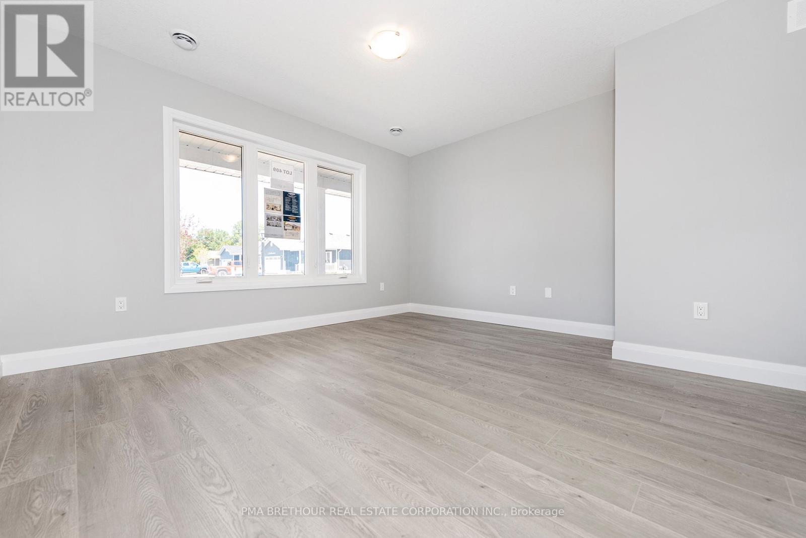 269 Lake Breeze Drive, Ashfield-Colborne-Wawanosh, ON - Indoor Photo Showing Other Room