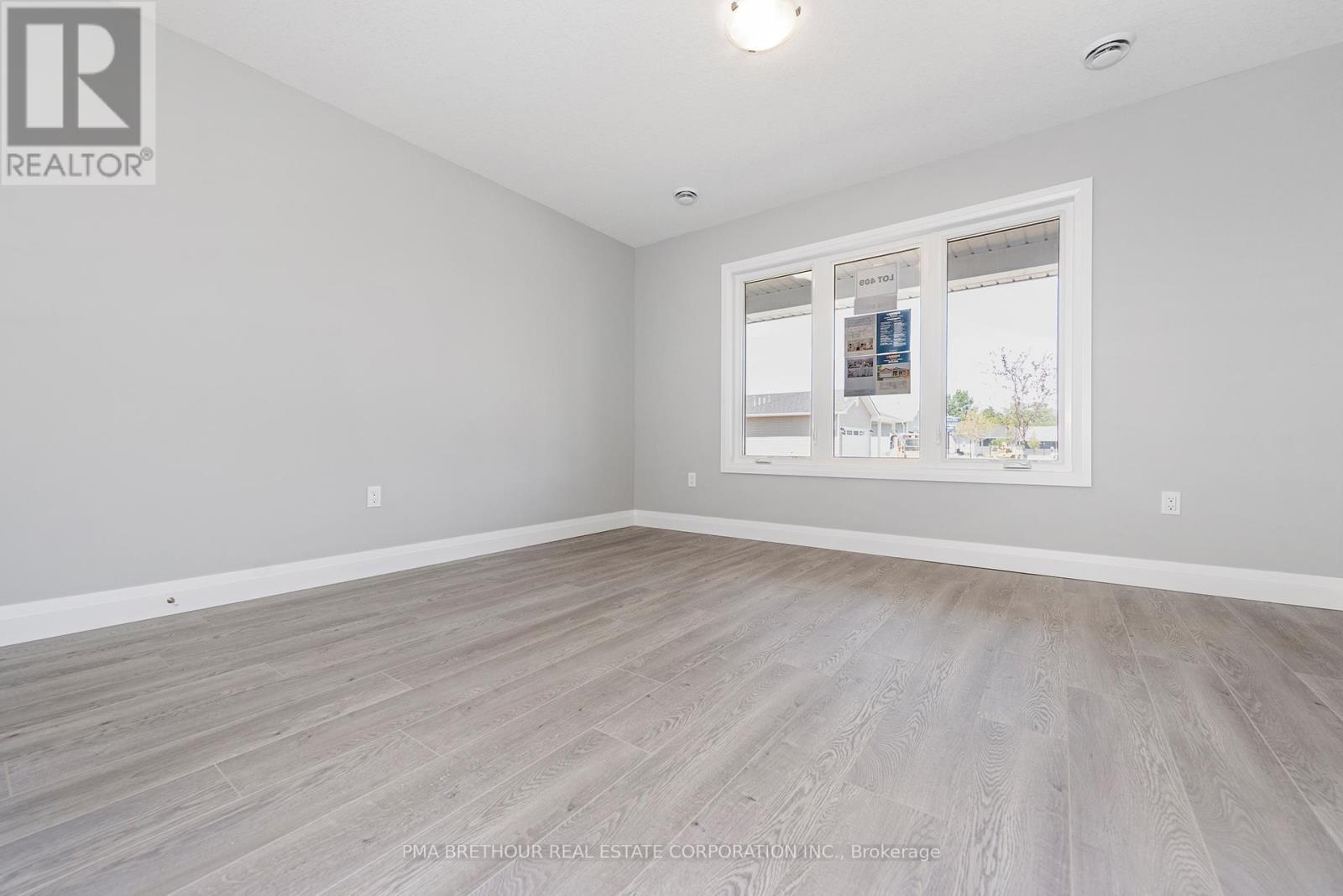 269 Lake Breeze Drive, Ashfield-Colborne-Wawanosh, ON - Indoor Photo Showing Other Room