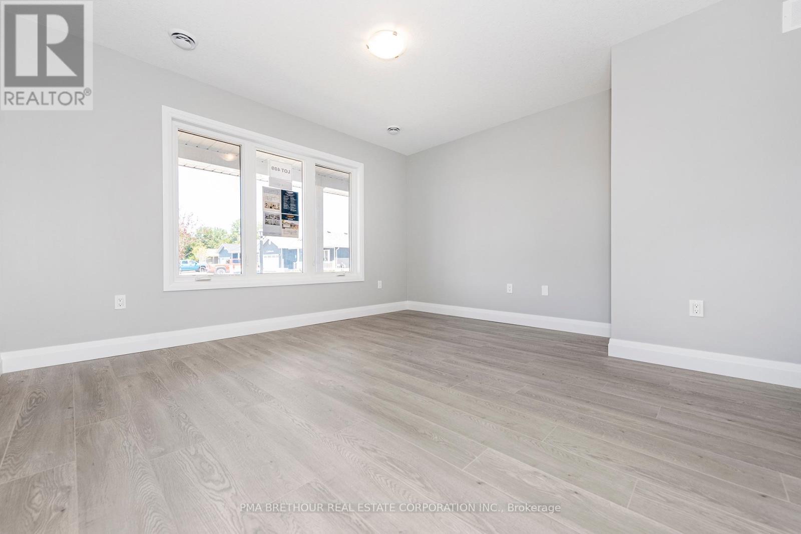 269 Lake Breeze Drive, Ashfield-Colborne-Wawanosh, ON - Indoor Photo Showing Other Room