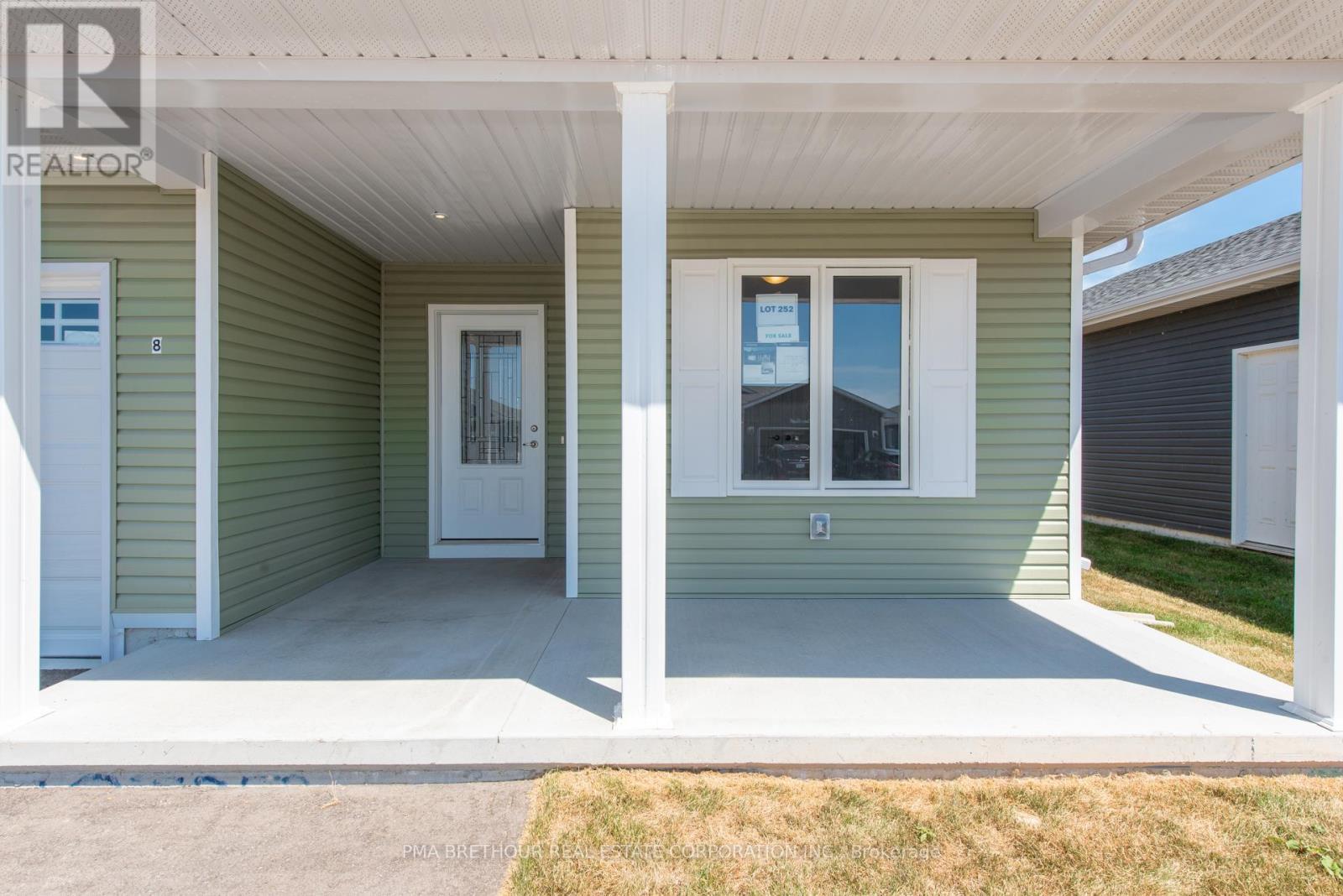 8 Sweet Water Drive, Ashfield-Colborne-Wawanosh, ON - Outdoor With Exterior
