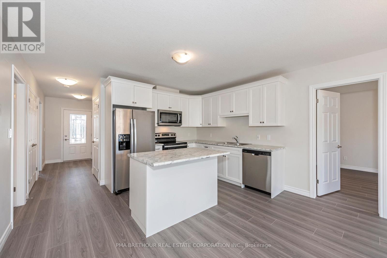 8 Sweet Water Drive, Ashfield-Colborne-Wawanosh, ON - Indoor Photo Showing Kitchen With Stainless Steel Kitchen