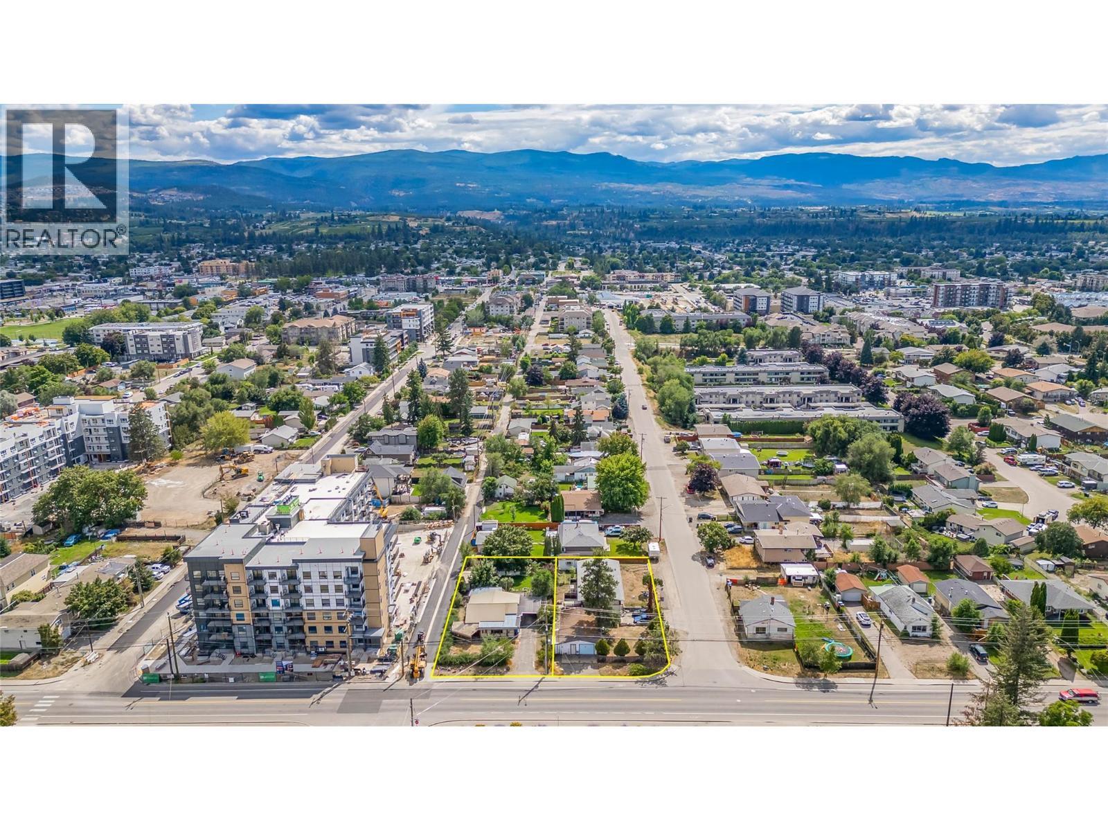 545 Froelich Road, Kelowna, BC - Outdoor With View