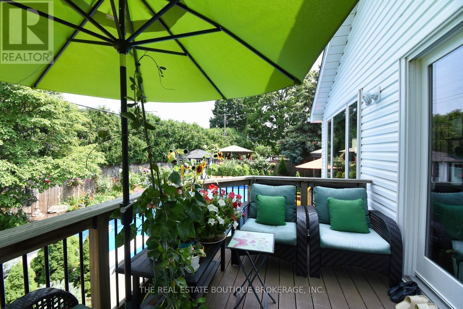 Magnificent View from deck off family room - 4131 Lorraine Crescent, Burlington, ON - Outdoor With Exterior