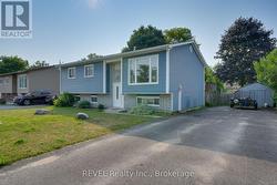 77 BAY STREET Tay (Victoria Harbour), ON L0K 2A0