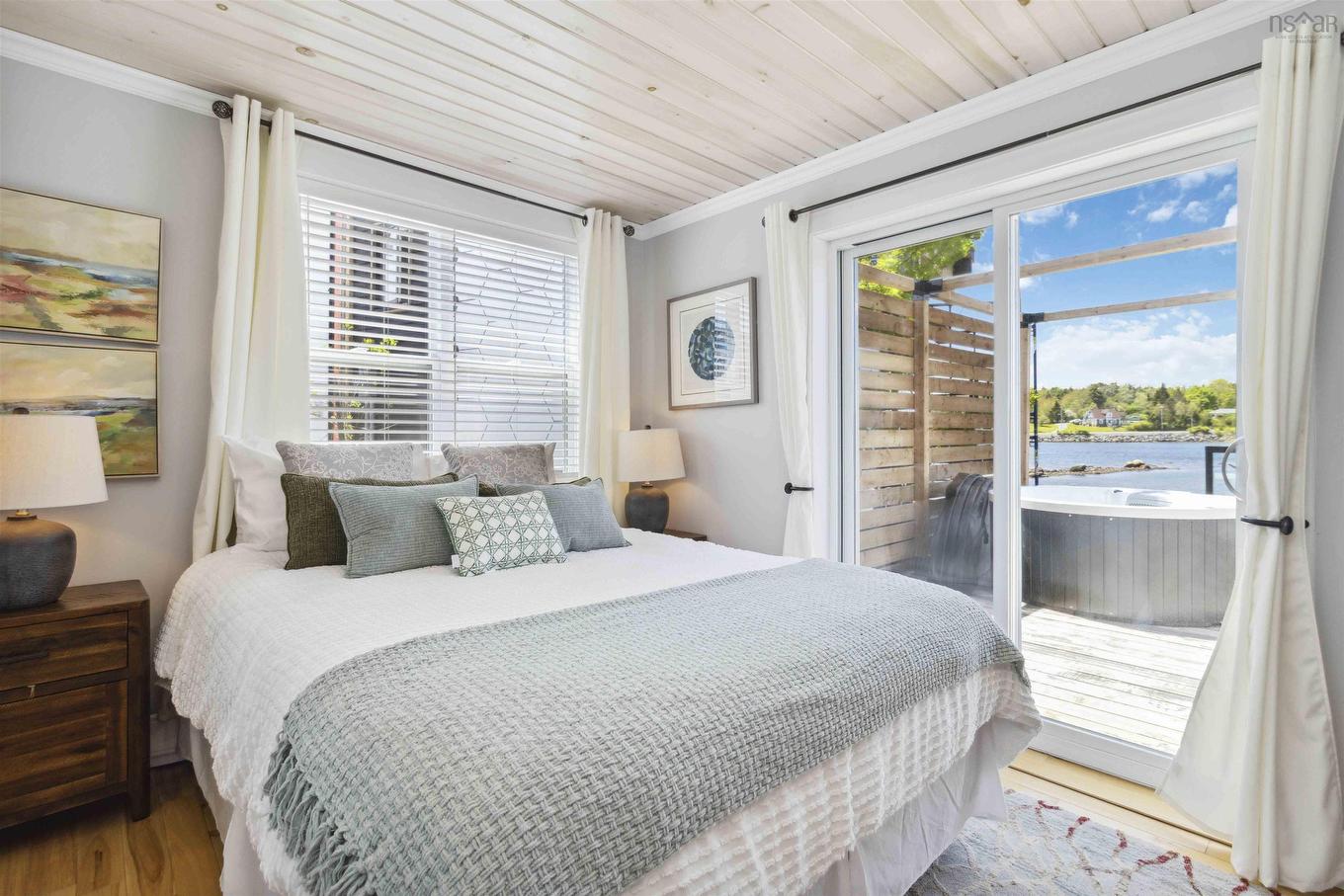 6 693 Masons Beach Road, First South, NS