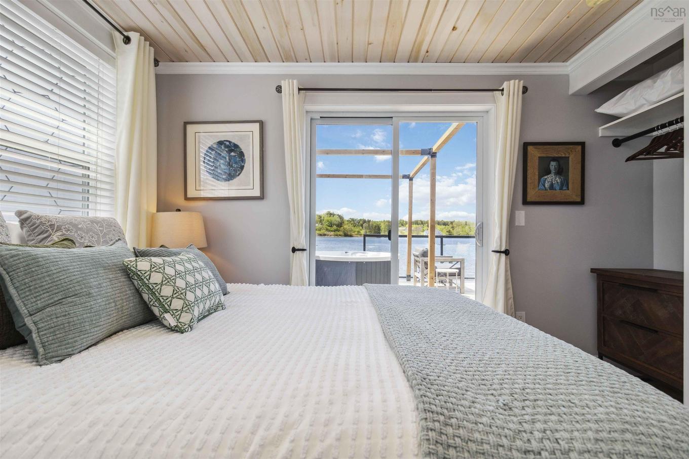 6 693 Masons Beach Road, First South, NS