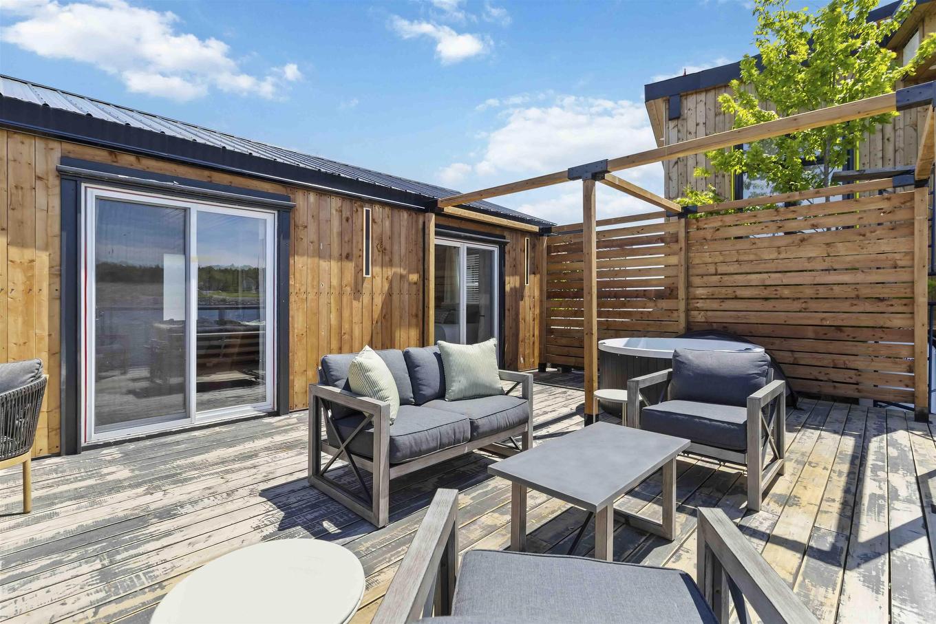 6 693 Masons Beach Road, First South, NS