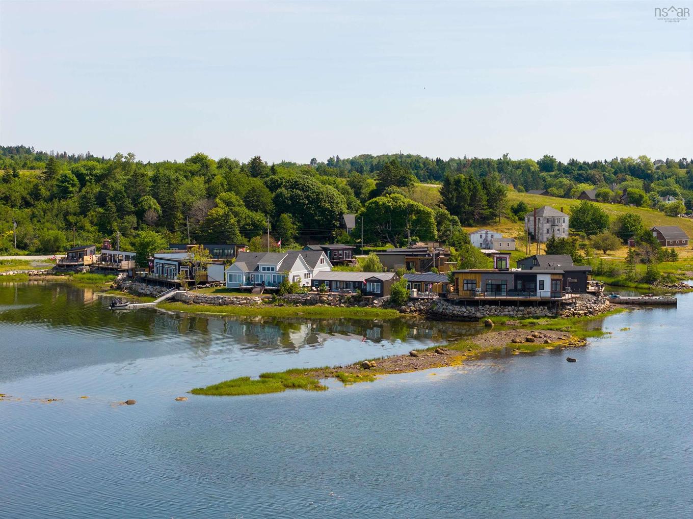 6 693 Masons Beach Road, First South, NS