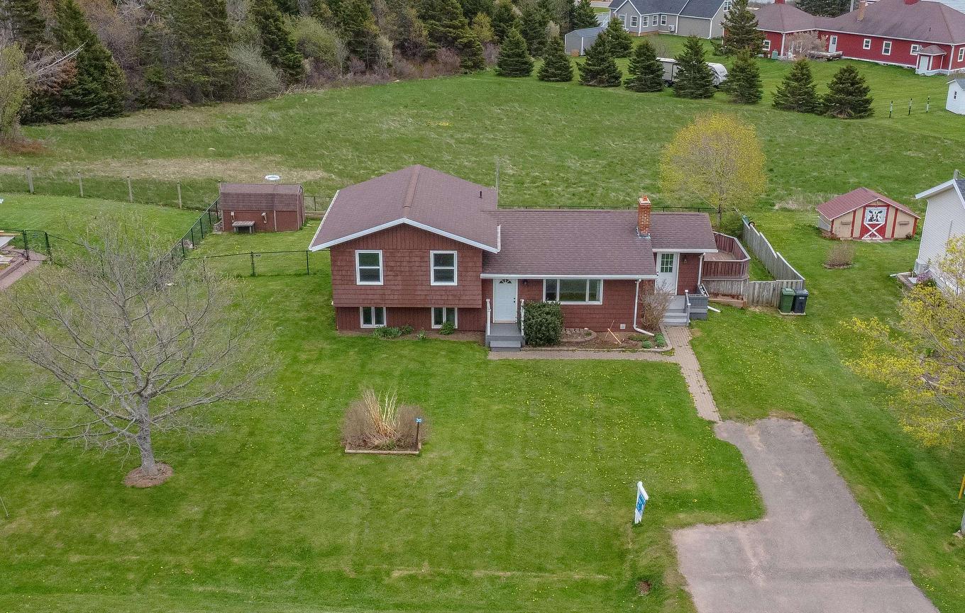 30 Simon Drive, North Rustico, PE