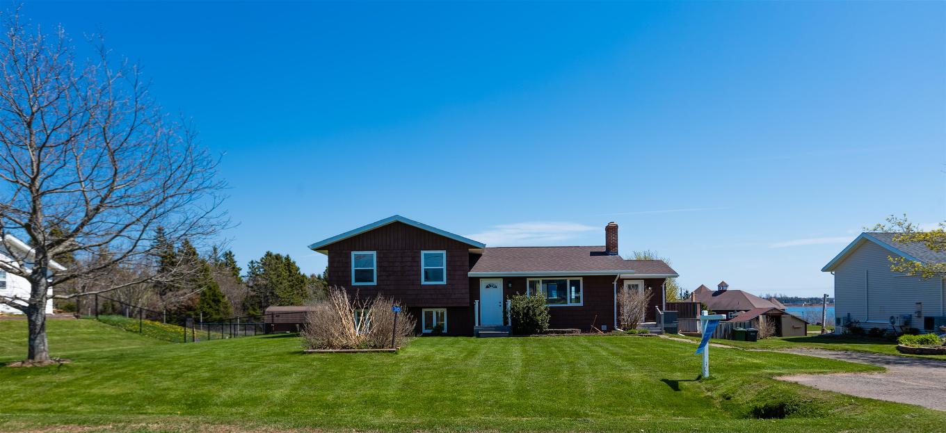 30 Simon Drive, North Rustico, PE