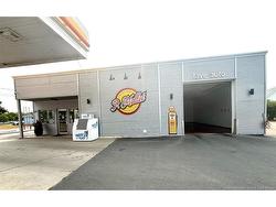 300 1ere rue (route 113) Shippagan, NB E8X 1T3