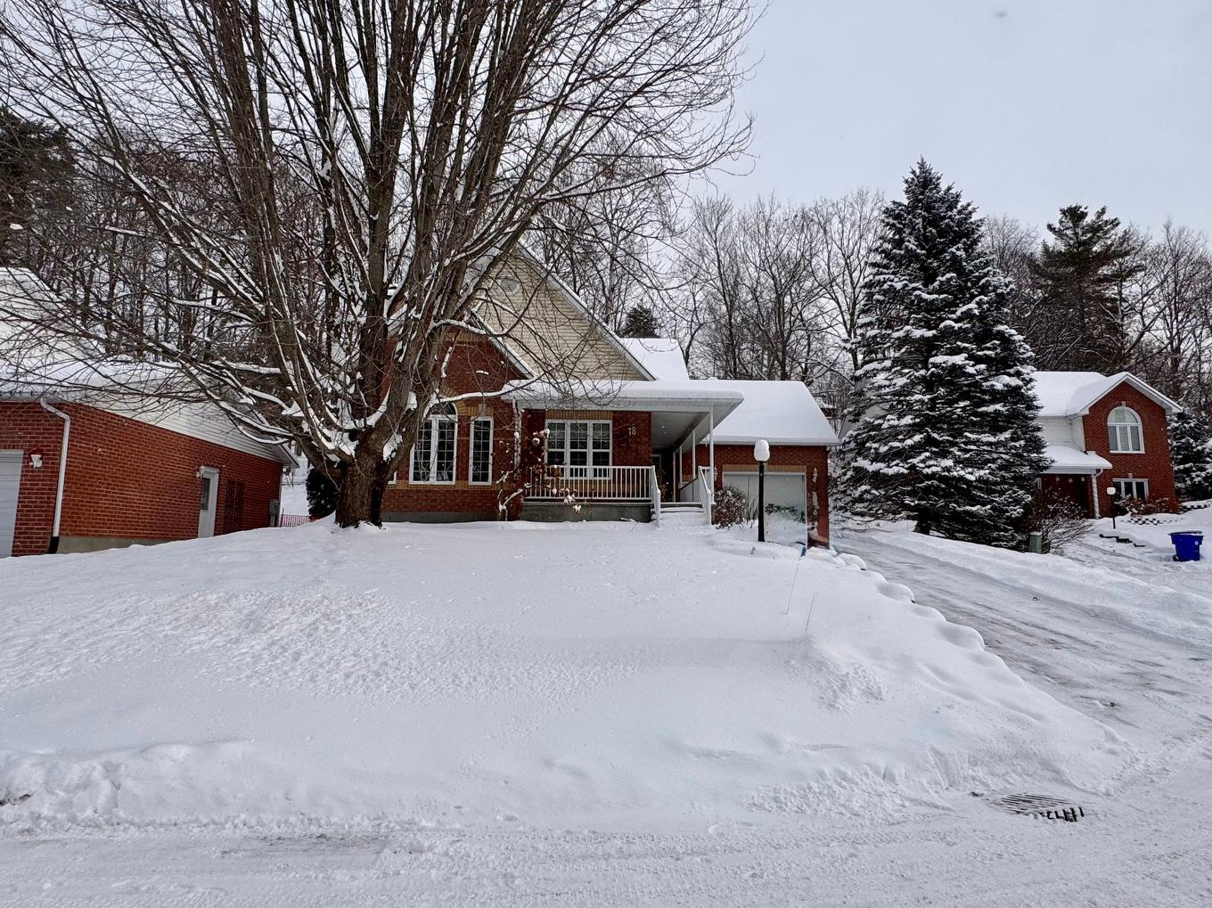 Frontage - 78 Rue Du Père-Bériault, Gatineau (Gatineau), QC - Outdoor With Facade