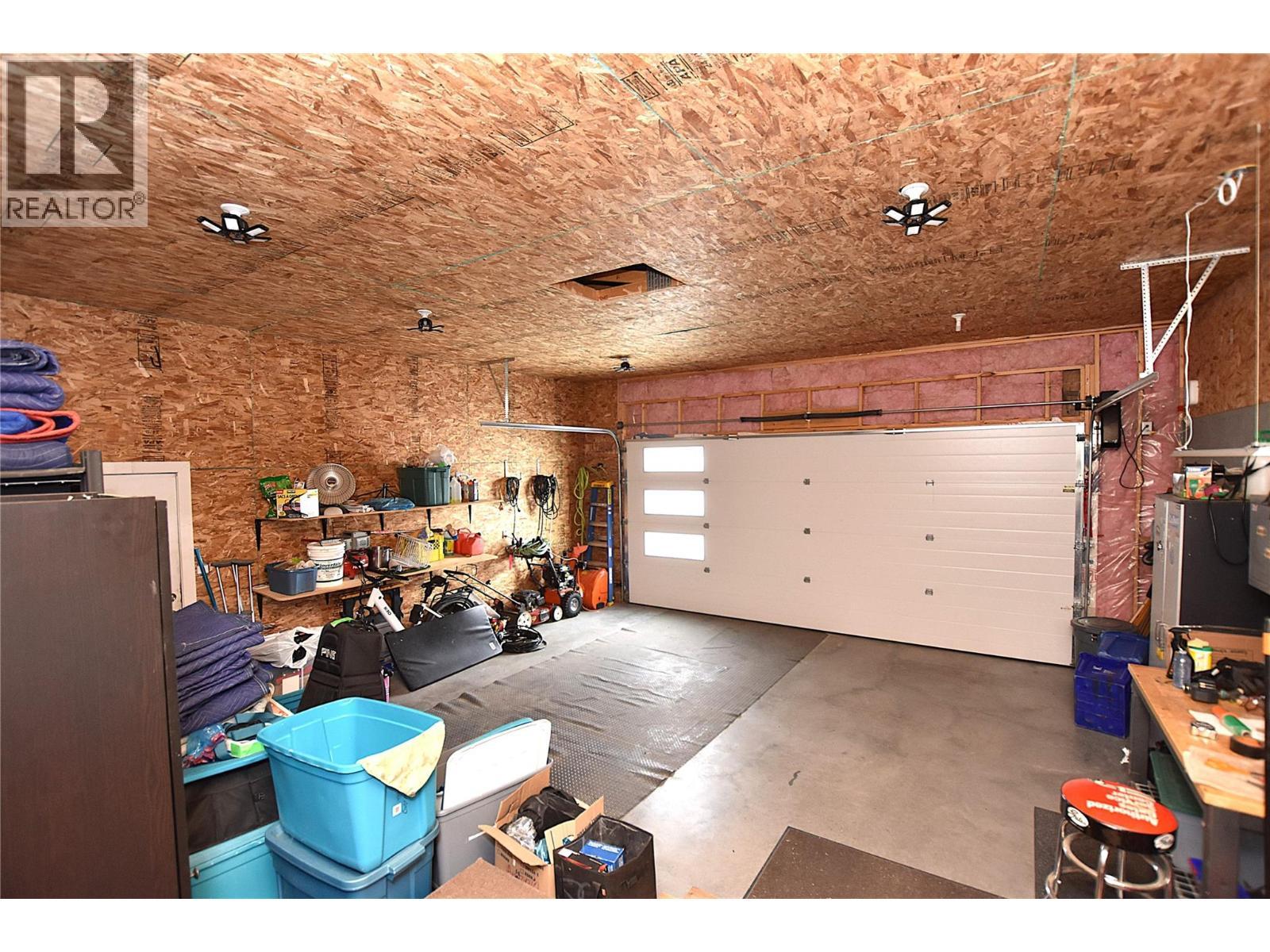 double garage - 9510 Highway 97N Unit# 170, Vernon, BC