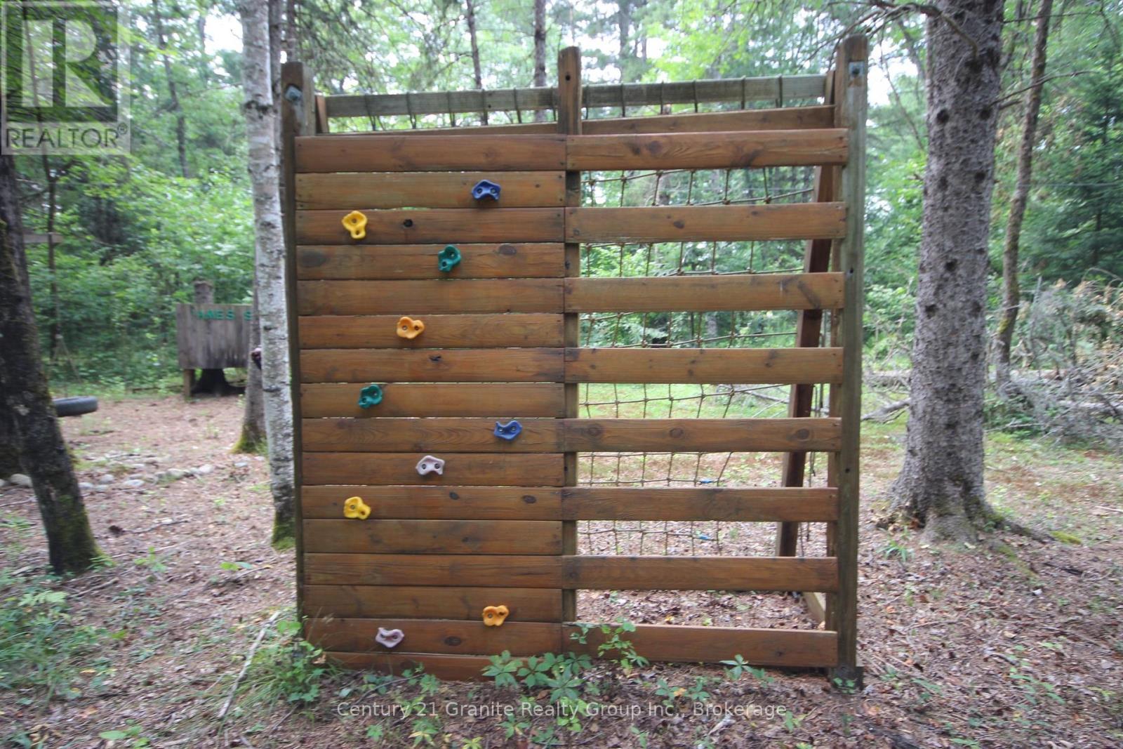 1082 Green Lake Road, Algonquin Highlands (Stanhope), ON -