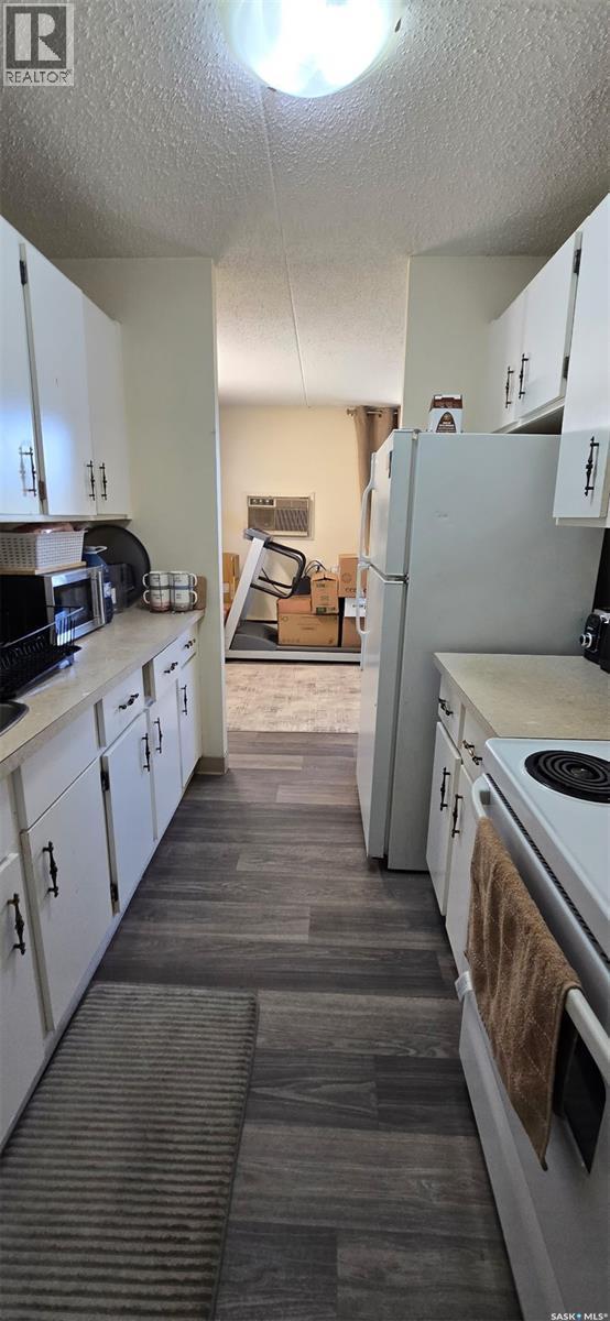 11 35 Centennial Street, Regina, SK - Indoor