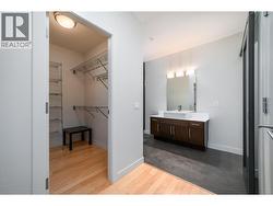 Primary Ensuite and Walk In Closet -