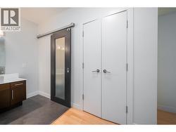 Primary Ensuite with Laundry -