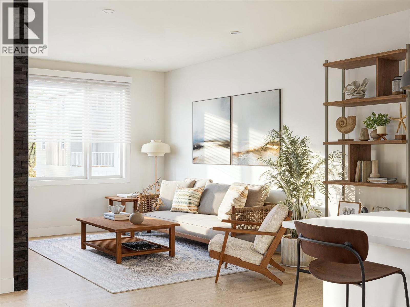 222 Temple Street Unit# 8, Sicamous, BC - Indoor Photo Showing Living Room