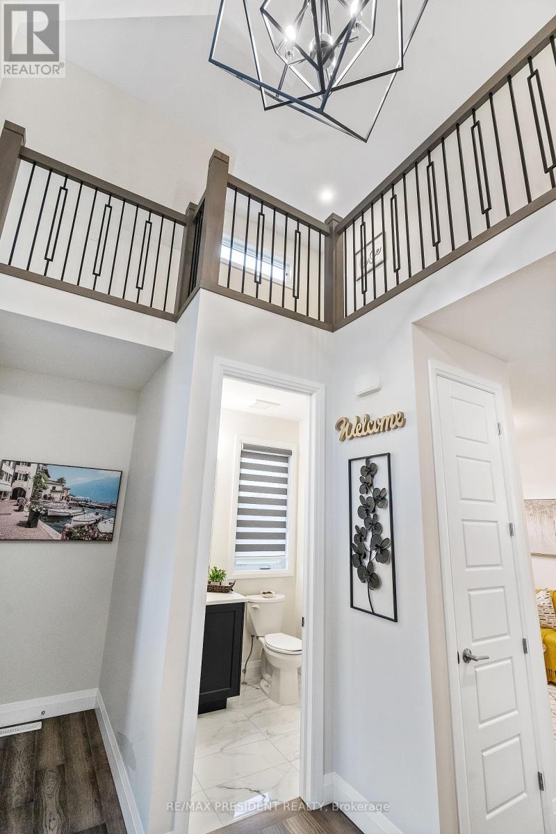 191 Foxborough Place, Thames Centre, ON - Indoor Photo Showing Other Room