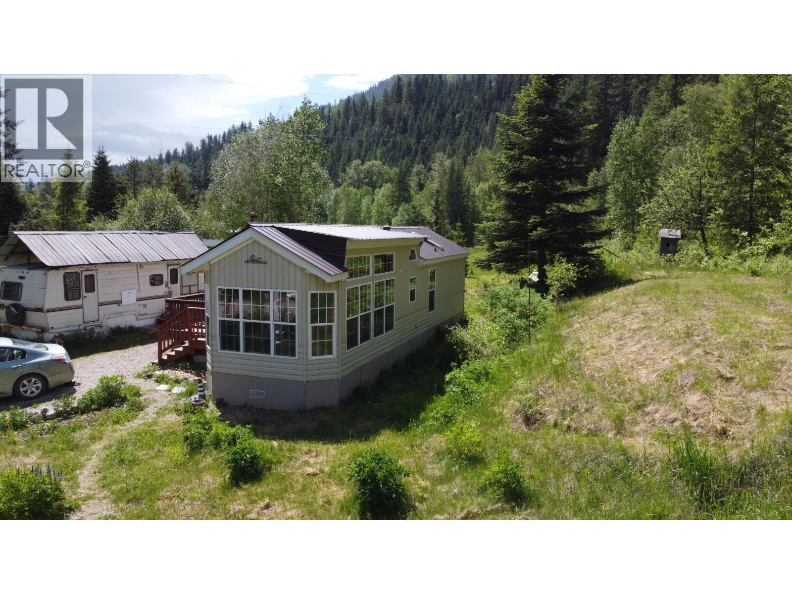 2467 Slocan Valley West Road, Slocan Park, BC