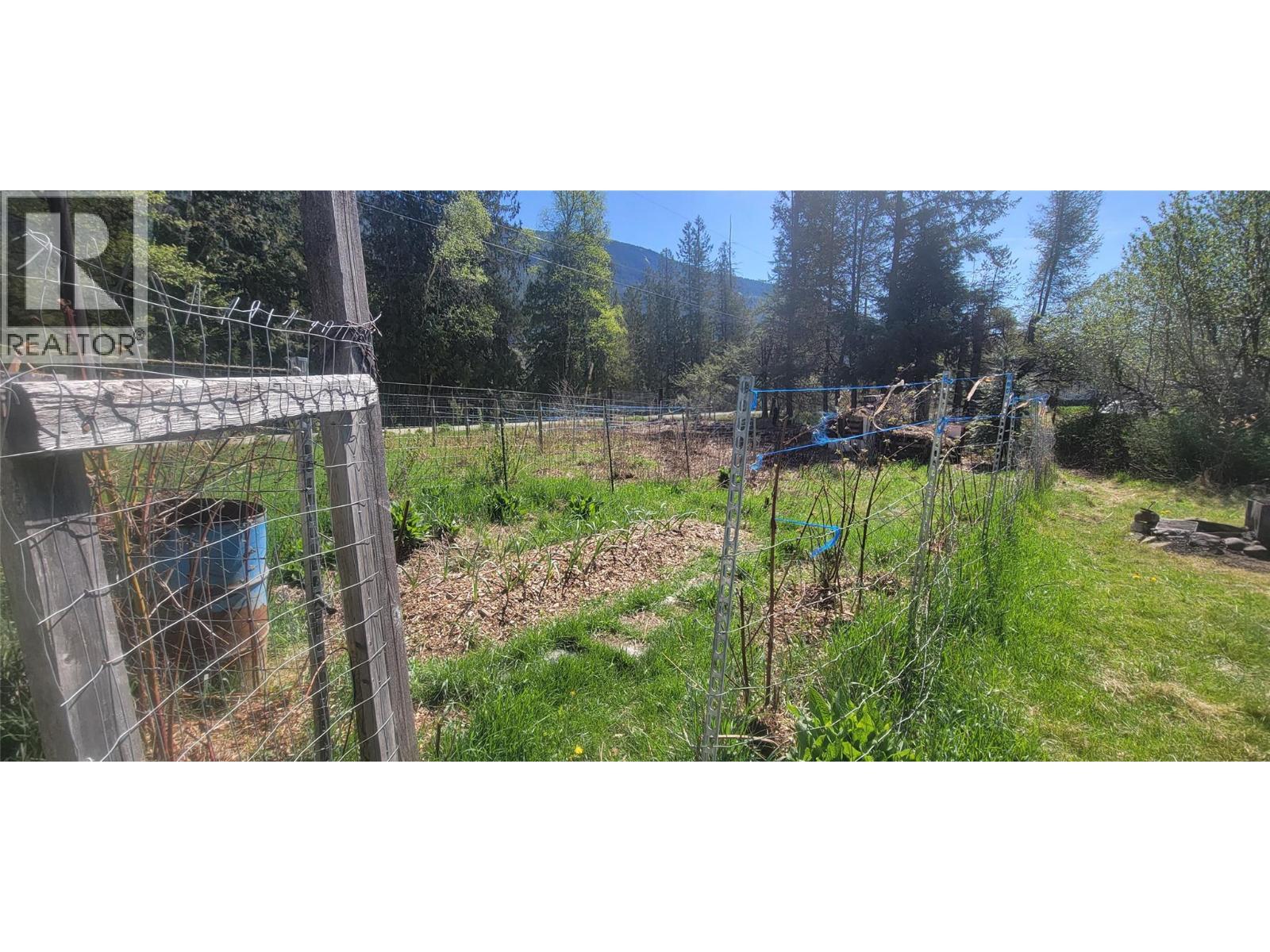 2467 Slocan Valley West Road, Slocan Park, BC