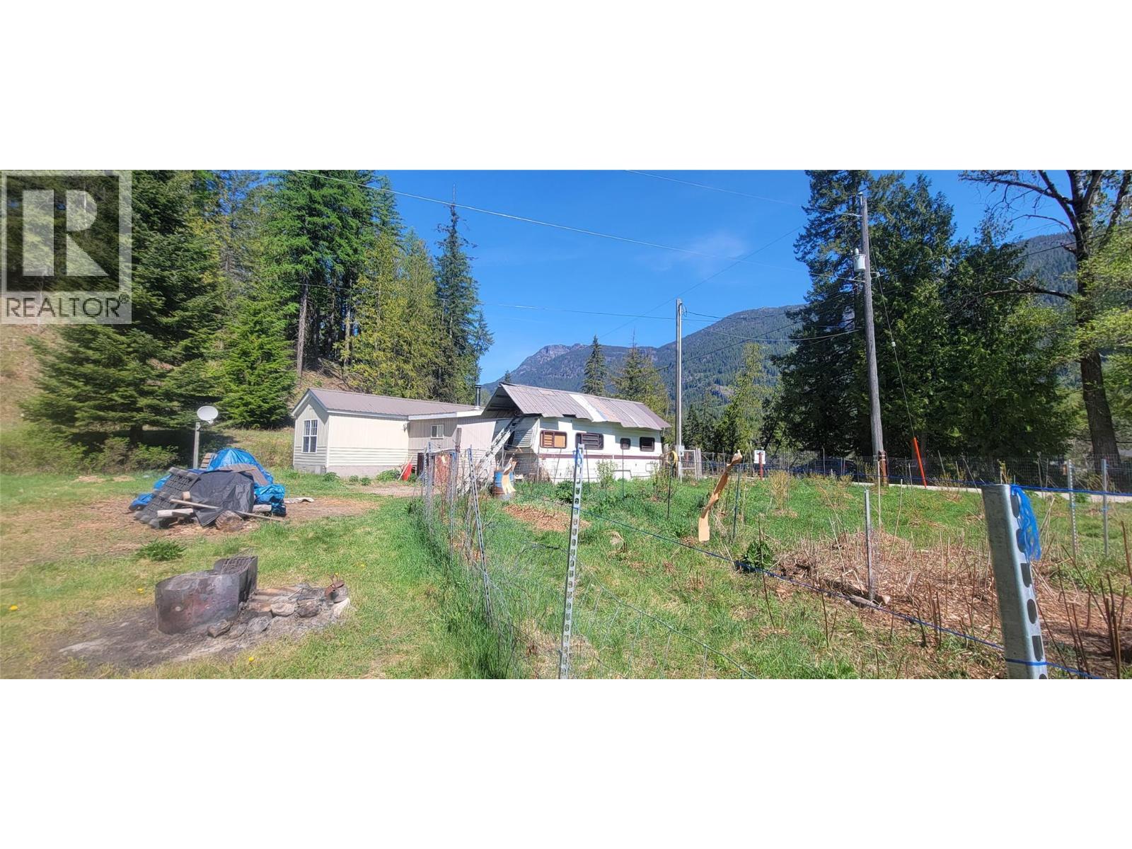 2467 Slocan Valley West Road, Slocan Park, BC