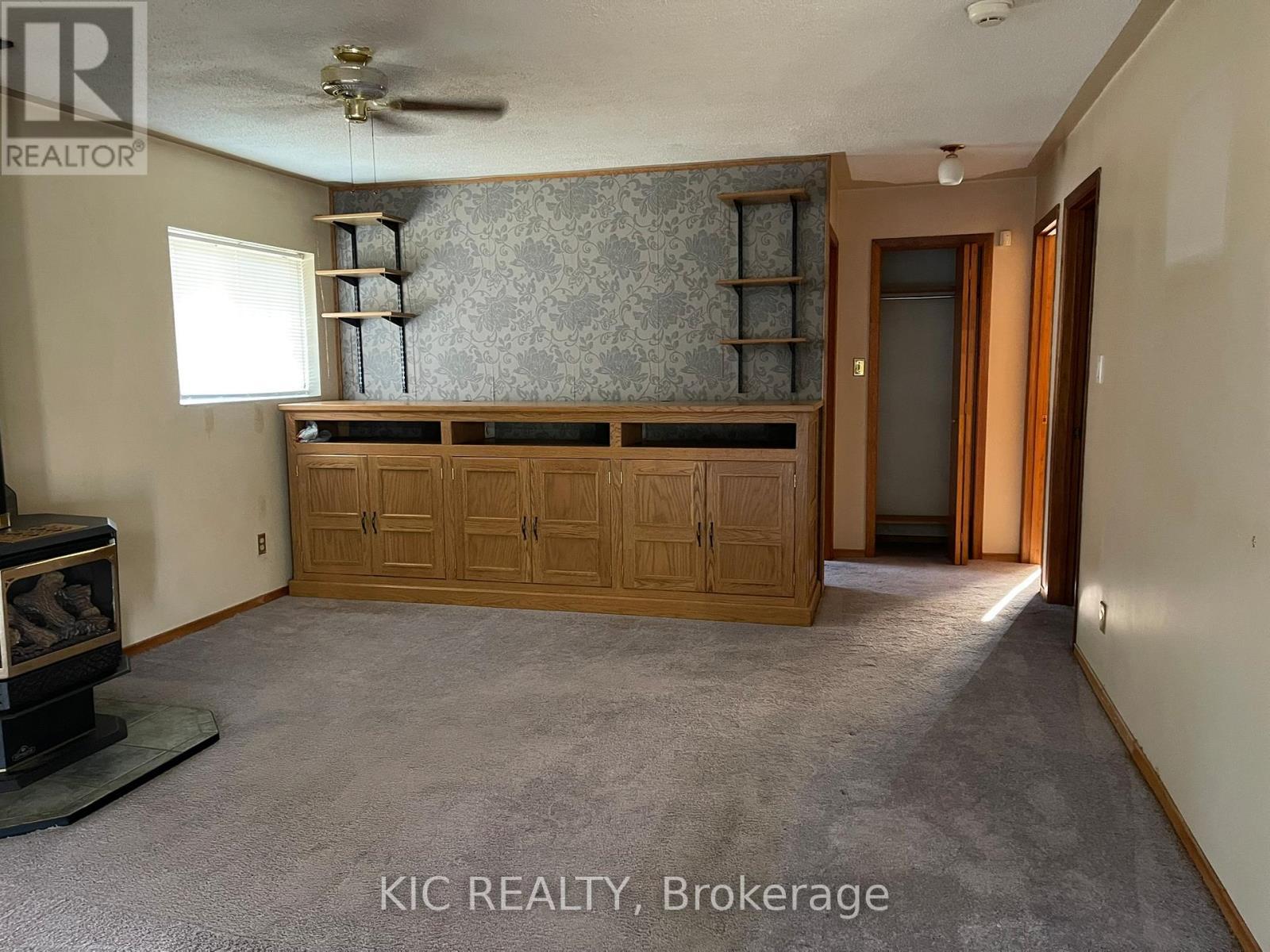 2183 Asphodel 5 Line, Asphodel-Norwood, ON - Indoor Photo Showing Other Room