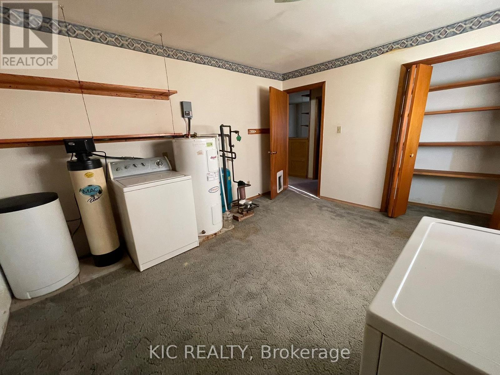 2183 Asphodel 5 Line, Asphodel-Norwood, ON - Indoor Photo Showing Laundry Room