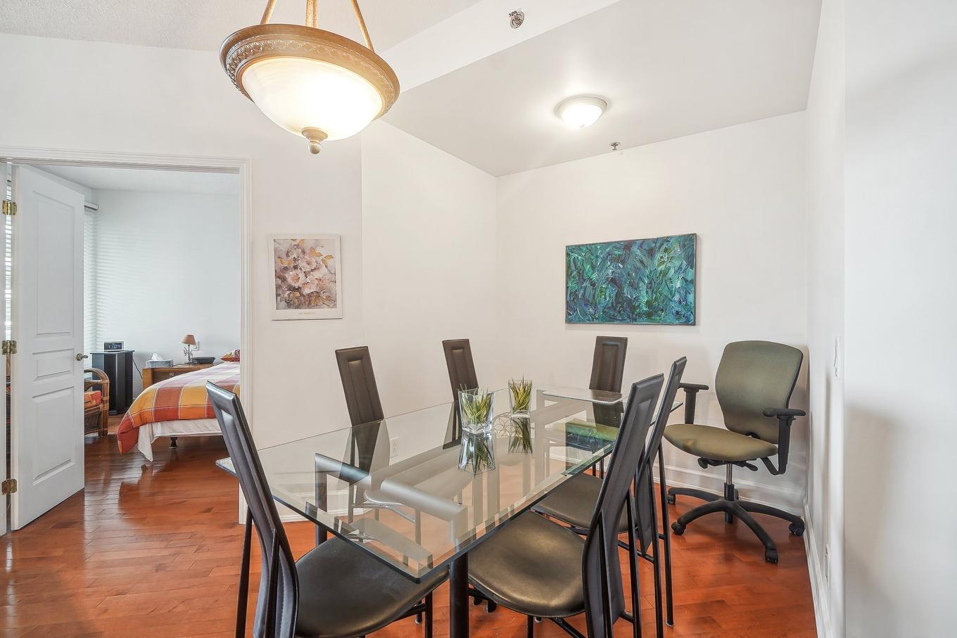 Salle à manger - 807-300 Av. Des Sommets, Montréal (Verdun/Île-Des-Soeurs), QC - Indoor Photo Showing Dining Room