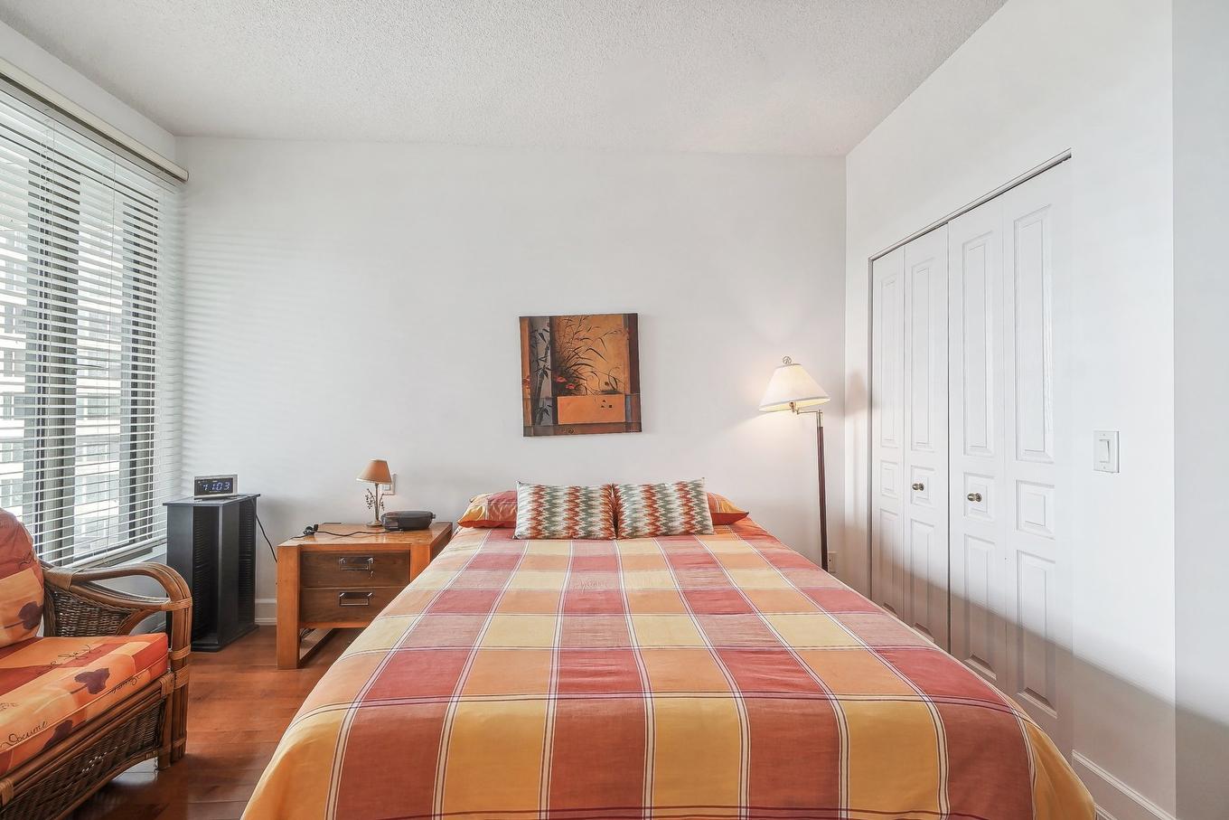 Chambre à coucher principale - 807-300 Av. Des Sommets, Montréal (Verdun/Île-Des-Soeurs), QC - Indoor Photo Showing Bedroom