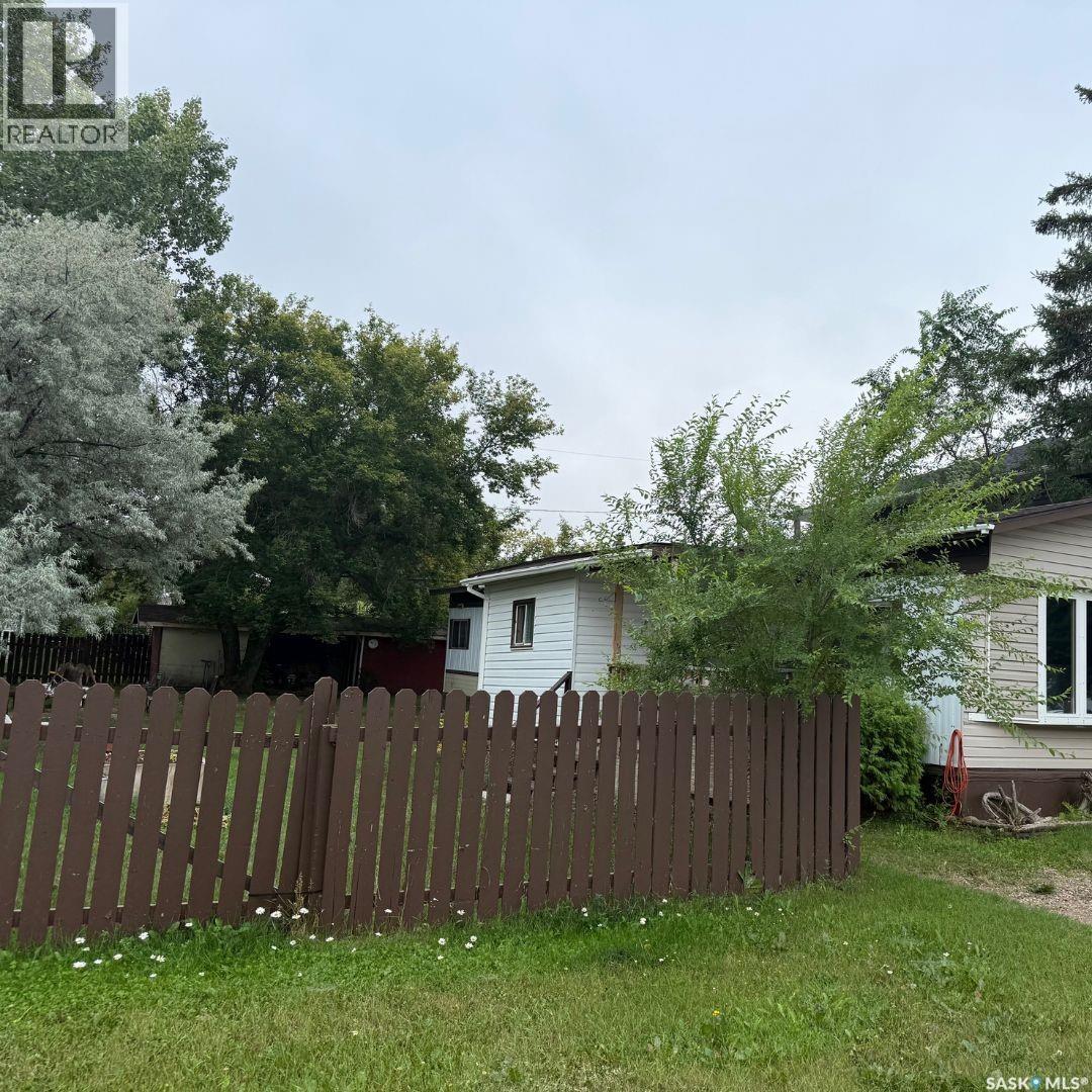 251 30Th Street W, Battleford, SK