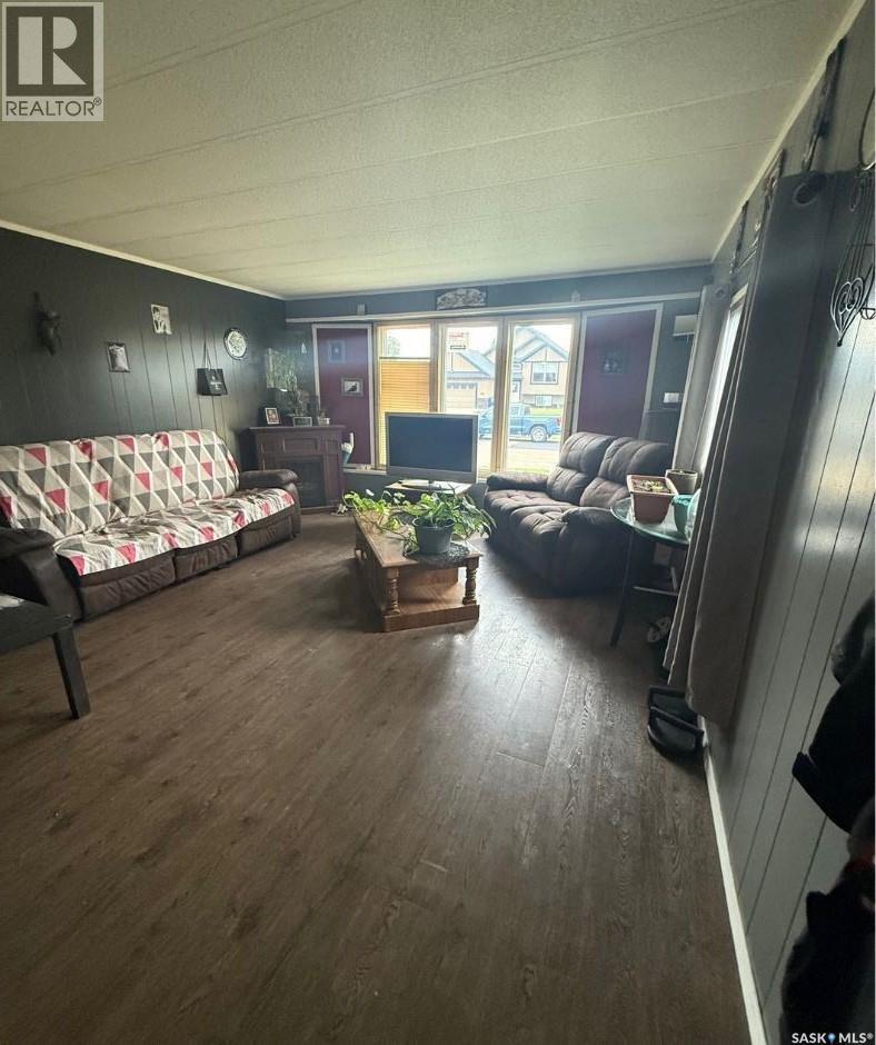 251 30Th Street W, Battleford, SK