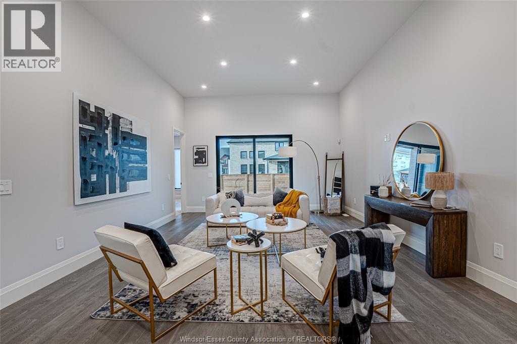 638 Lily Mac Boulevard, Windsor, ON - Indoor