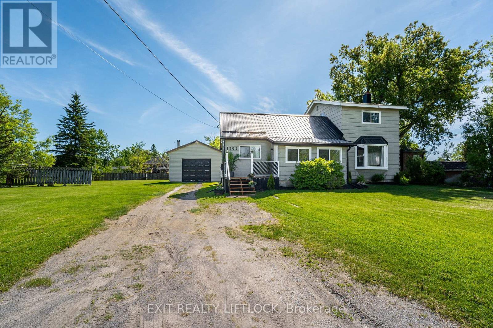 1301 County Rd 28, Otonabee-South Monaghan, ON - Outdoor