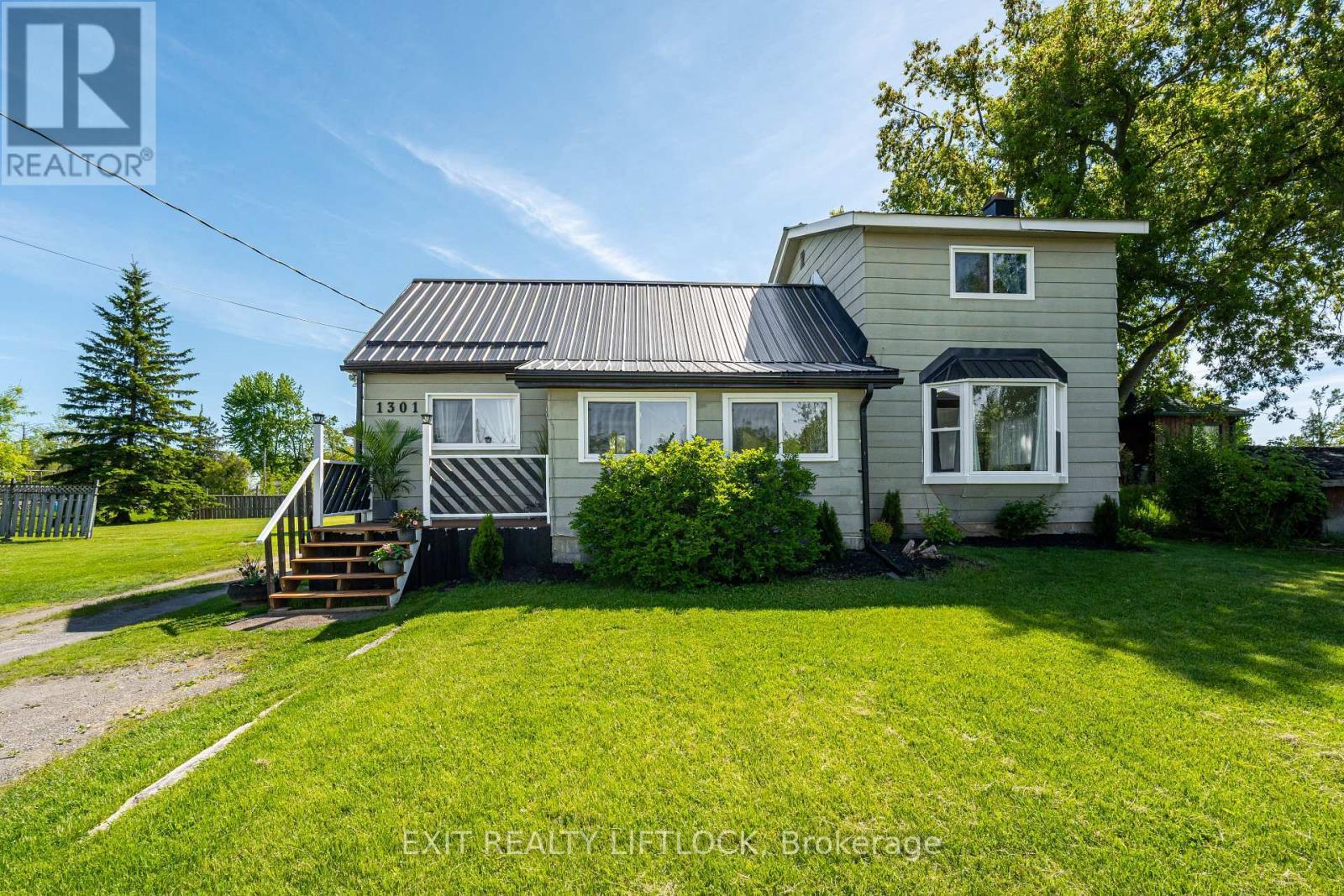 1301 County Rd 28, Otonabee-South Monaghan, ON - Outdoor