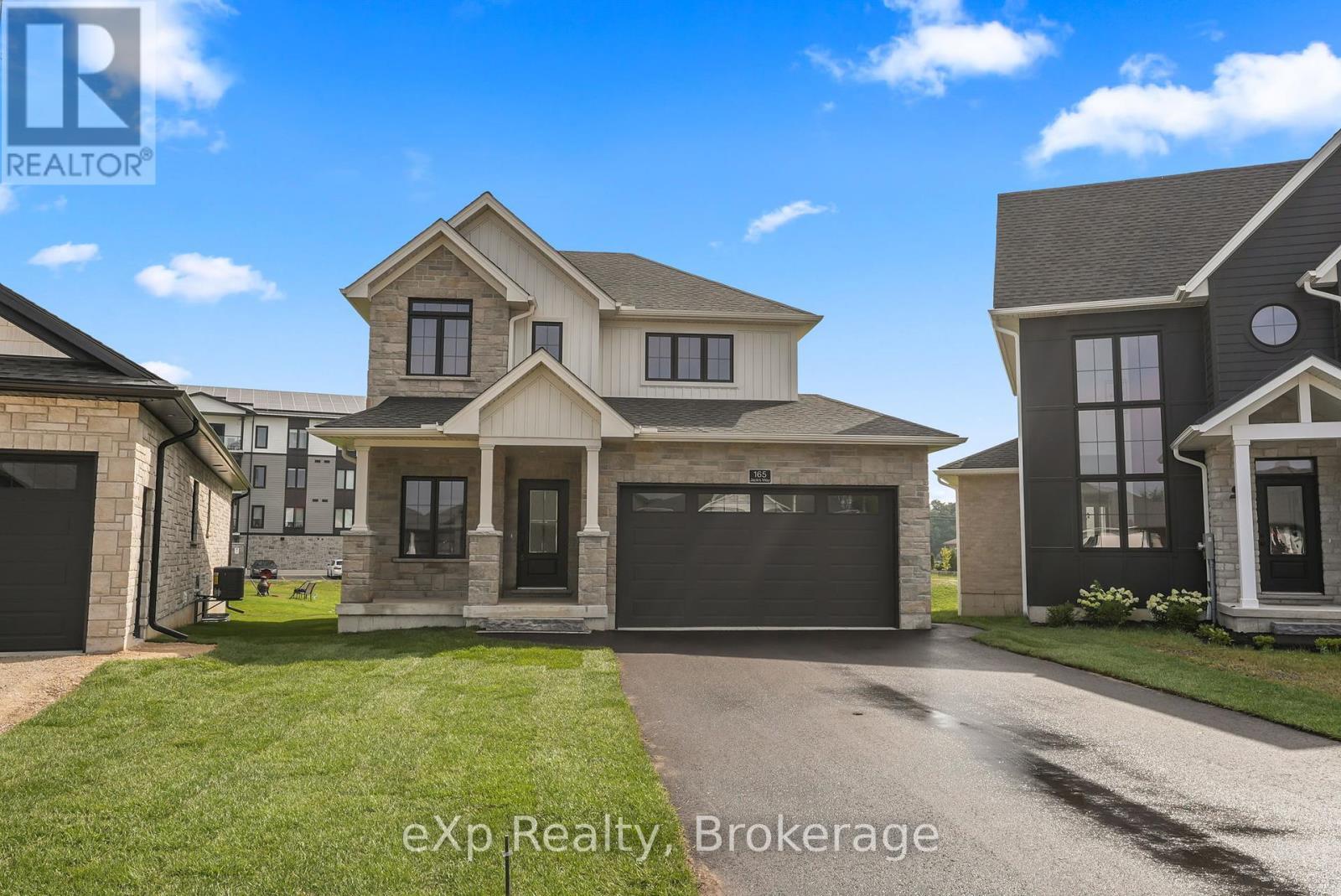 165 Jack'S Way, Wellington North (Mount Forest), ON - Outdoor With Facade