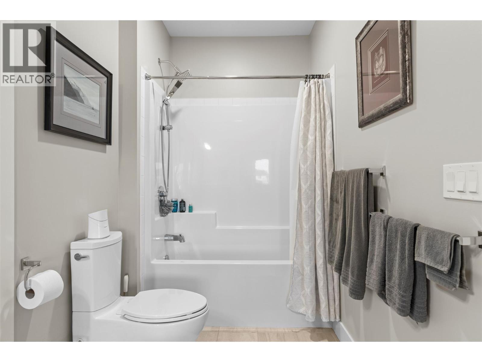 269 Diamond Way Unit# 13, Vernon, BC - Indoor Photo Showing Bathroom