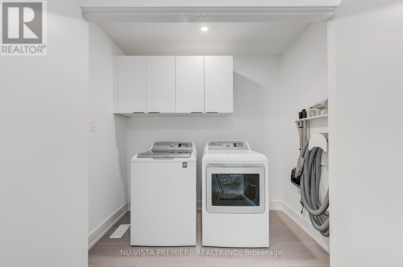 21 - 1965 Upperpoint Gate, London South (South B), ON