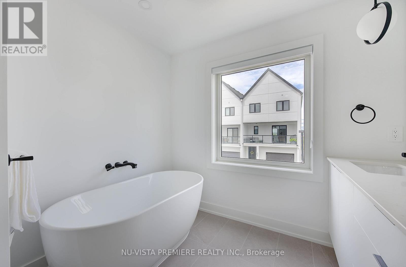 21 - 1965 Upperpoint Gate, London South (South B), ON